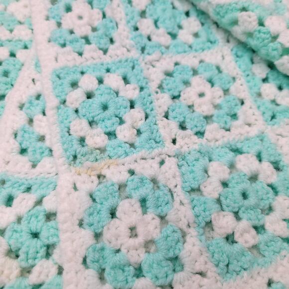 Vintage Mint and White Crochet Baby Blanket or Shawl, 28x52" - Picture 3 of 9